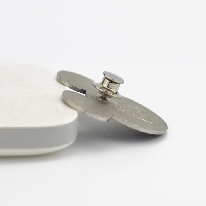 Metal locking pin backs new arrivals